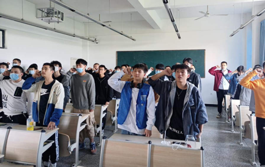 机车车辆学院全体团支部开展学习二十大精神活动3.png